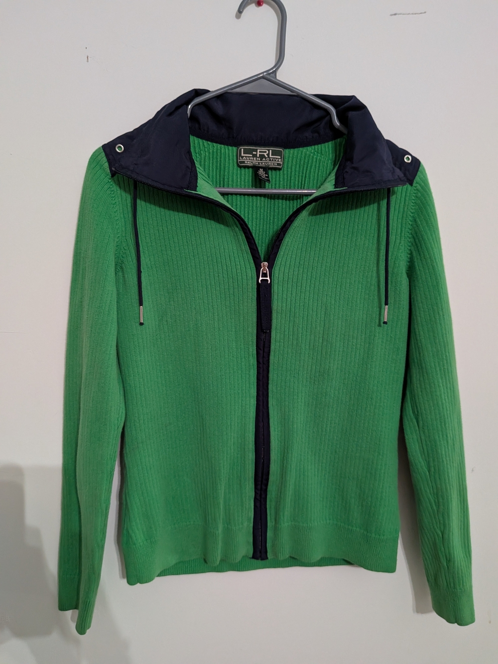 L. RL Lauren Ralph Lauren Green Ribbed Zip-Up Sweater with Navy Collar